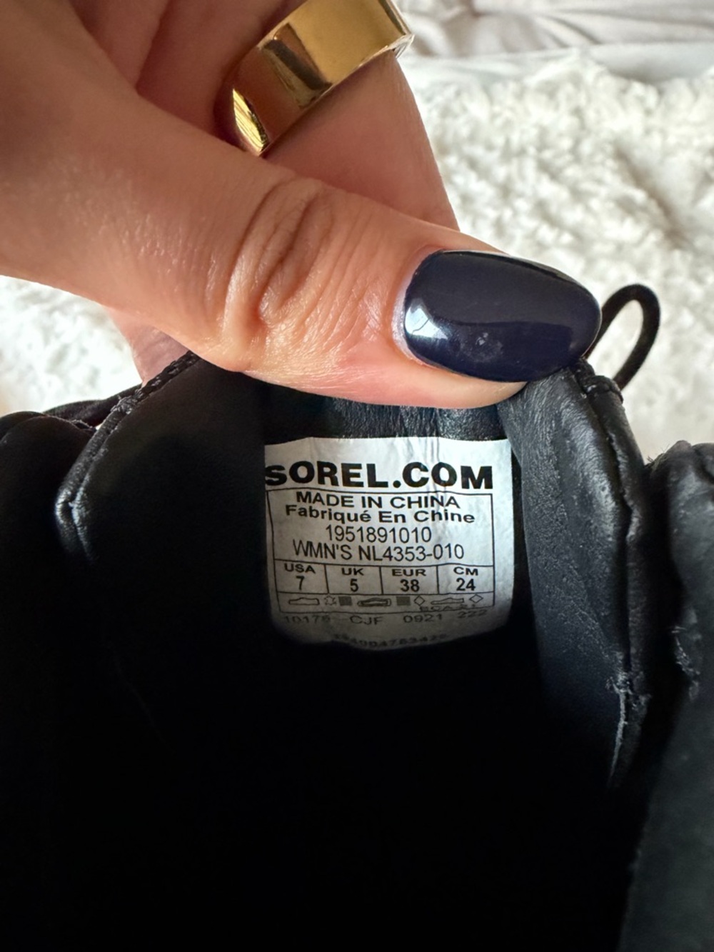 Sorel Black Women's Lace-Up Boots - Picture 4 of 4